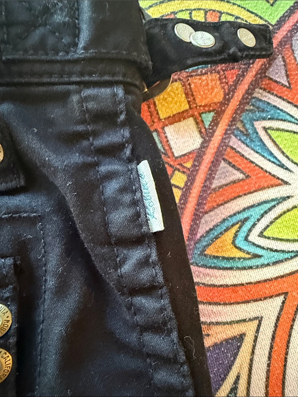 Robin's Jean Black Studded Cargo Capris - Picture 5 of 9